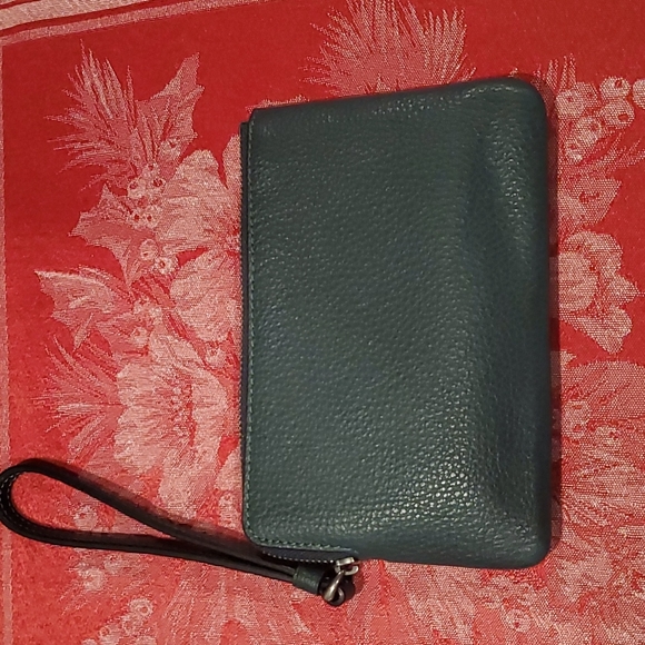 Coach Corner- Zip Wristlet, Jade Green, NWT - Picture 2 of 3